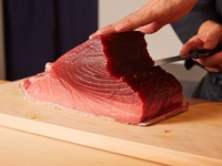 [런치] 해외 분 추천! 맛있는 스시와 일품 중락을 만끽할 수 있는 선물 첨부의 유익한 코스!