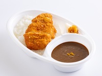 【土・日/祝日限定】新潟銘柄豚“黄金豚”のロースカツカレー