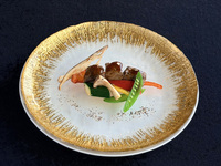 September–October [Reservations required] <Gourmet course featuring premium ingredients> Dragon Fruit