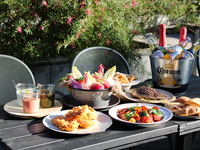 [Terrace 2026 BEER GARDEN] All-you-can-eat chicken with drinks + 2 hours of all-you-can-drink (until June 30th)
