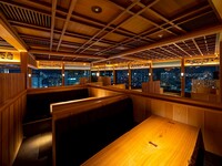 テーブル（3~4名様）店内を見渡しながら景色をお楽しみ頂けます