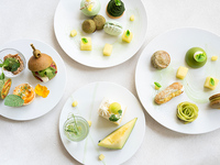 Melon&Green Afternoon Tea + Souvenir Scone