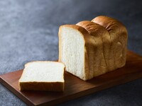 八丈島ジャージーミルク食パン