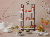 (Weekends and Public Holidays) Sakura and Strawberry Bloom Afternoon Tea *Limited offer 15%off (4/3-4/30)