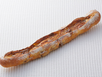 【テイクアウト】ウォルナッツとハニーチーズのバゲット