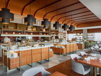 <Weekdays> Lunch buffet with your choice of main dish