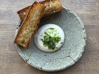 Taramasalata and plum with garlic toast