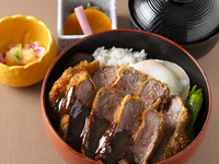[Hokkaido Beef Miso Cutlet Rice Bowl] Includes salad, dessert, soup, and coffee buffet.