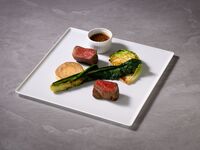 【平日】11：30より入店可　前菜ブッフェ+選べるメイン+メイン1品追加で楽しむモダンランチ+時間無制限(￥6.500)