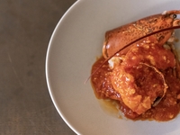 【午餐 | 港口午餐】午餐套餐，包含主菜、麵條/米飯和甜點（共 5 道菜），任您選擇。