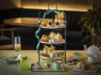 【５月テーブルチェック限定プラン】平日ディナー/ アニバーサリープレート付き・メロンアフタヌーンティー 