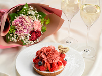 【ありったけの愛と感謝を詰め込んで】彩り膳 -親愛-　＜予約制／選べるドリンク＋特別甘味＋マザーズケーキ「Flora」＋プチブーケ付き＞◎1日限定12食◎