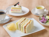 4/20～믹스 샌드위치 세트＋케이크 1개＋커피 또는 홍차 첨부