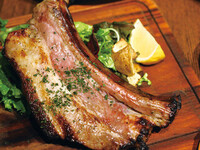 Our most popular dish! Daniel's signature spare rib course: 6000 yen