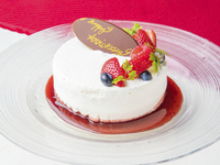 【記念日やお祝いに】デザートプレートサービス★おばんざいや鉄板焼きが蒸籠を囲む　豪華会食コース【2.5時間飲み放題】