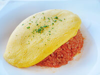 【ランチ】ハーフブッフェとセットがお得★　　　　　　　　　　　　　　　　　　＼ホテル特製　オムライス／