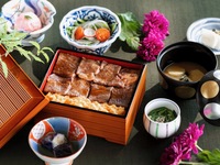 近江町市場×雲海コラボ　能登牛と玉子重の御膳