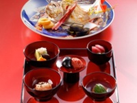 お食い初め膳　（女の子）¥6,710