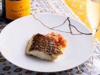 アペタイザータワー＋選べるメインディッシュ+フリーフロープラン【90分飲み放題】