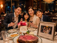 【赤坂店限定】～フォトフレームとデザート盛り合わせ付き！母の日限定スペシャルプラン～