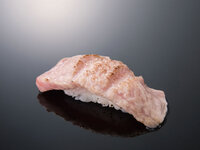 Seared raw bluefin tuna fatty cut