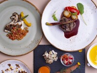 [5/18-6/14] Kitano Tenjin Exhibition ticket + Classic set