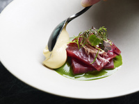 [GW Limited | Includes a complimentary glass of champagne] 3-course lunch menu with appetizer and your choice of main dish [Discovery]