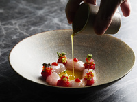 [GW Limited | Includes a complimentary glass of champagne] 7-course meal with double main dishes [Presentation]