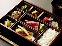 [Seasonal Lunch Bento Box] A special set meal from Kakō, where you can choose from three main dishes + one drink