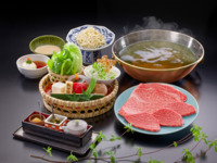 黄金しゃぶしゃぶ（黒毛和牛特上ロース+ヒレ）