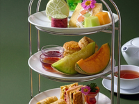 12：00予約【土日祝日】メロンアフタヌーンティーセット