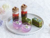 【平日・テラス席確約】ロゼスパークリング1ボトル付き◇スイーツ6種と1ドリンクで気軽に◇🍓いちごも楽しむ🍓抹茶と紫陽花のアフタヌーンティ with 祇園辻利（2名専用）