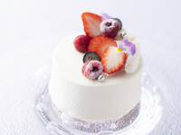 [Anniversary lunch plan] Put your feelings into the message attached to the cake (4 items including double main)