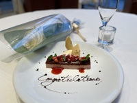 [Dinner] Mother's Day & Father's Day Plan - A meal plan to express your gratitude to your parents - (Includes aperitif, mini bouquet, and message plate)