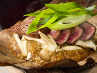 [Hoba-yaki change] Hoba-yaki of Ukai's Specially Selected Chicken → Premium Wagyu Rump