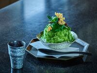 [Summer Limited Edition Frozen Dessert] Enjoy Yame tea and black sesame jade ice in our tea room + lightly roasted hojicha tea.