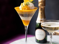 Seasonal parfait/Mango (champagne set)