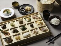 【朝食御膳】米師厳選の白米食べ比べや地元食材・旬食材で創る和朝食膳　茶わん蒸し付き