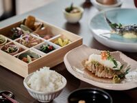[Weekdays Only / Half Lunch Buffet] Includes main dish & dessert. Approximately 30 kinds of dishes including Gifu ingredients and seasonal side dishes.