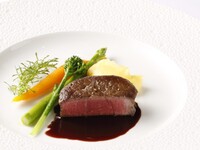 A short course to savor the bounty of the mountains: Menu de la terre
