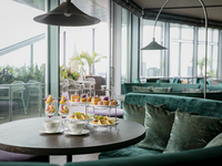 【Seasonal Flavors】PEAKS Afternoon Tea with Rosé Sparkling Wine Free-Flow (Last Order: 90 Minutes)
