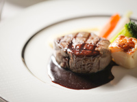 7月　HOLIDAY LUNCH COURSE　