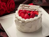 【6月限定！誕生日におすすめディナー】乾杯酒プレゼント！お祝いのホールケーキ付・メインは寒鯛＆オーストラリア産牛サーロインのフルコース全5皿