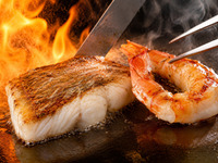 〈鉄板焼き：TEPPAN〉 シーフード鉄板焼きランチ【楓 ～KAEDE～】6.1～