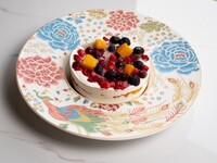 4号クワトロベリートルテのホールケーキ