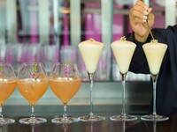 ブランチブッフェ アルコールフリーフロー付き