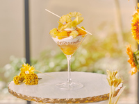 ＜オプション＞【ｽﾍﾟｼｬﾙﾃﾞｻﾞｰﾄ】ひまわりと陽光のマンゴーパフェ（1,565）1,800　THE NATIONAL GALLERY LONDON AFTERNOON TEA -Van Gogh-