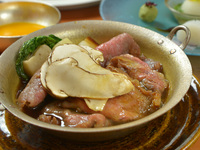 Abendessen: Rin Chef's Choice 9-Gänge-Menü / A5 Sendai Wagyu-Rindfleisch und steingedämpfter Langusten-, Roter Thun- und Abalone-Reis