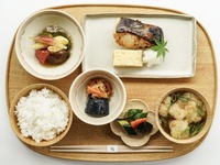 ％ 和朝食セット 京都白味噌 銀鱈西京焼き