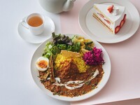【デザート＆ドリンク付きのスペシャルブランチ】トマトとダールのスパイスカレー ミールス仕立て